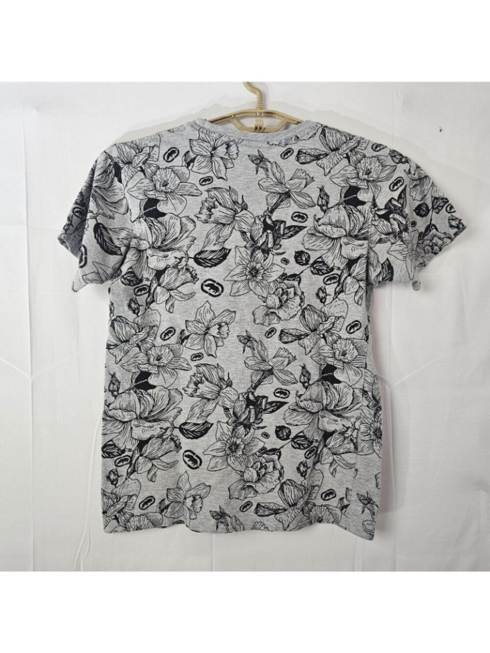 Ecko T Shirt Mens M Gray Floral Graphic Print Short Sleeve Crew Neck Top - Picture 4 of 10